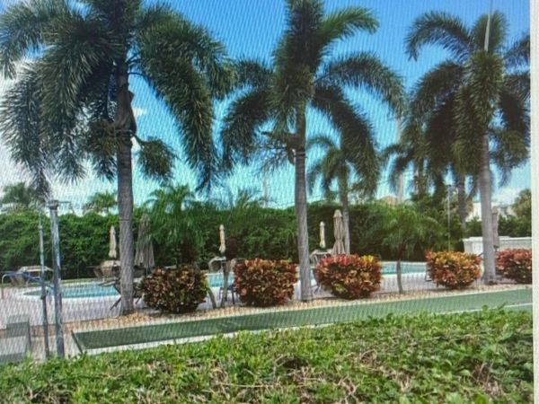 200 Main Boulevard, Unit 2-D, Boynton Beach, FL 33435