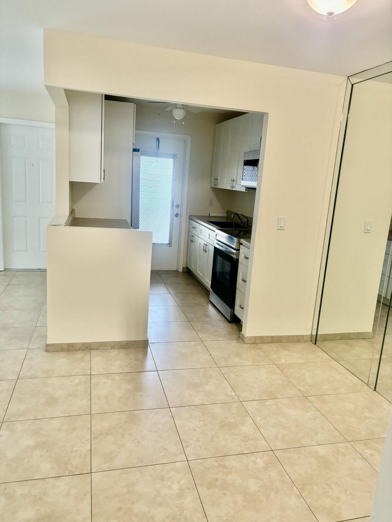 200 Main Boulevard, Unit 2-D, Boynton Beach, FL 33435 Photo