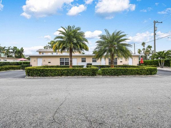 101 Akron Street, Unit 101, Lake Worth Beach, FL 33461