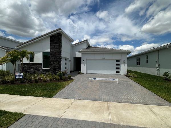 12166 Viridian Boulevard, Port St. Lucie, FL 34987