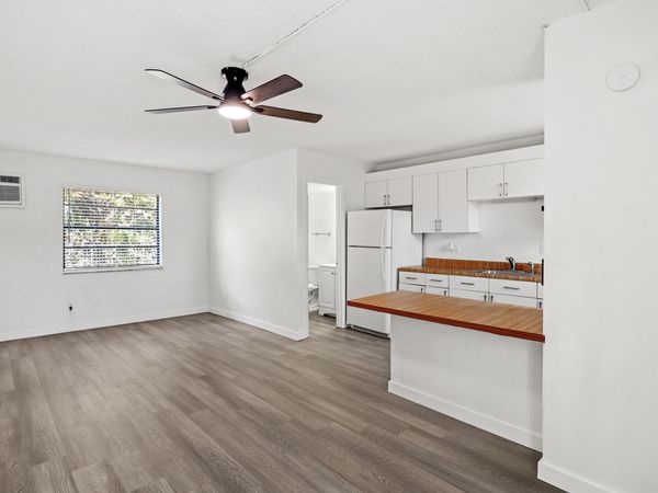 1041 SE Monterey Road, Unit 2-4, Stuart, FL 34994