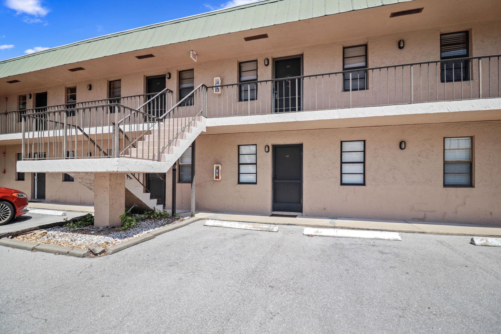 1041 SE Monterey Road, Unit 2-4, Stuart, FL 34994 Photo