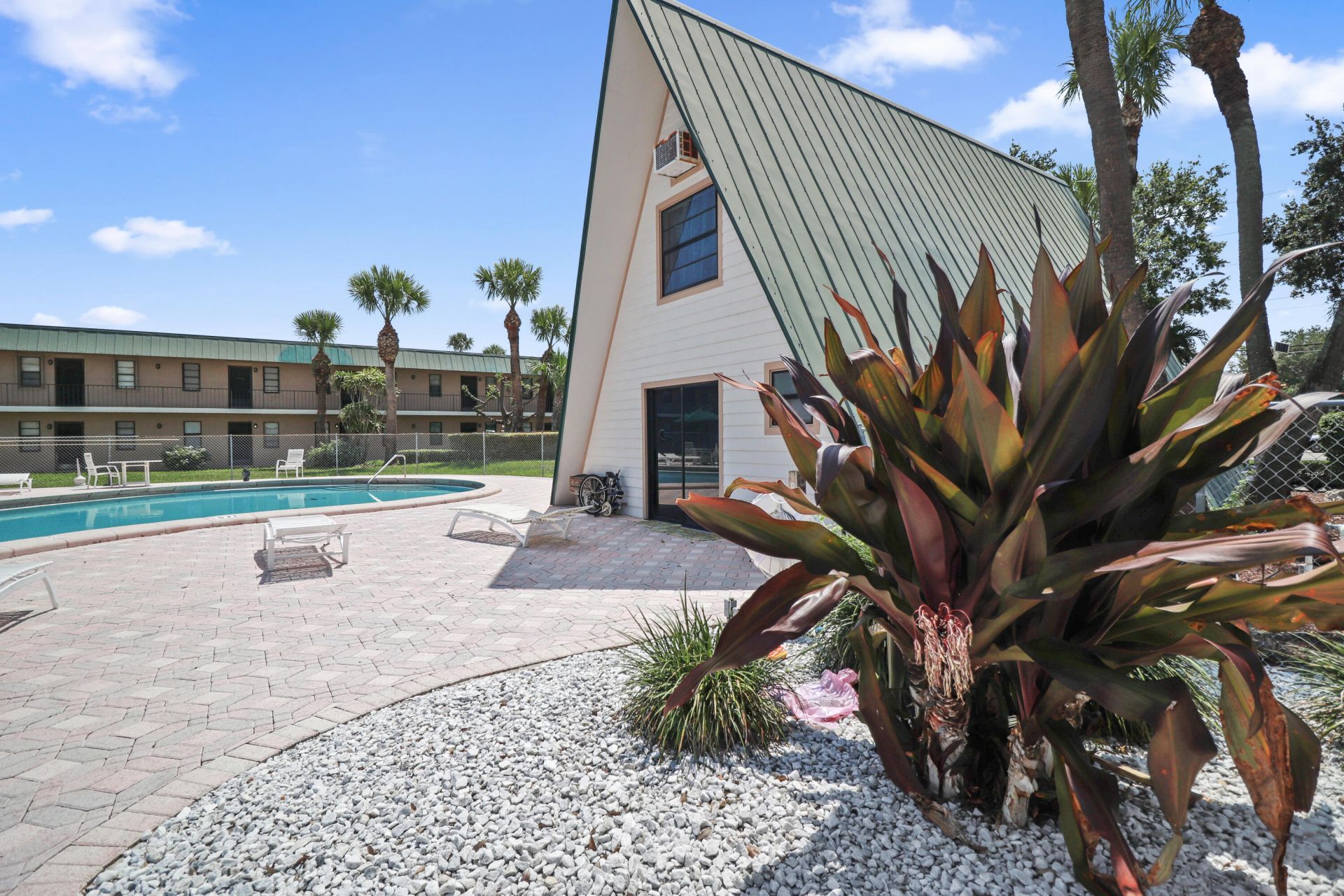 1041 SE Monterey Road, Unit 2-4, Stuart, FL 34994 Photo