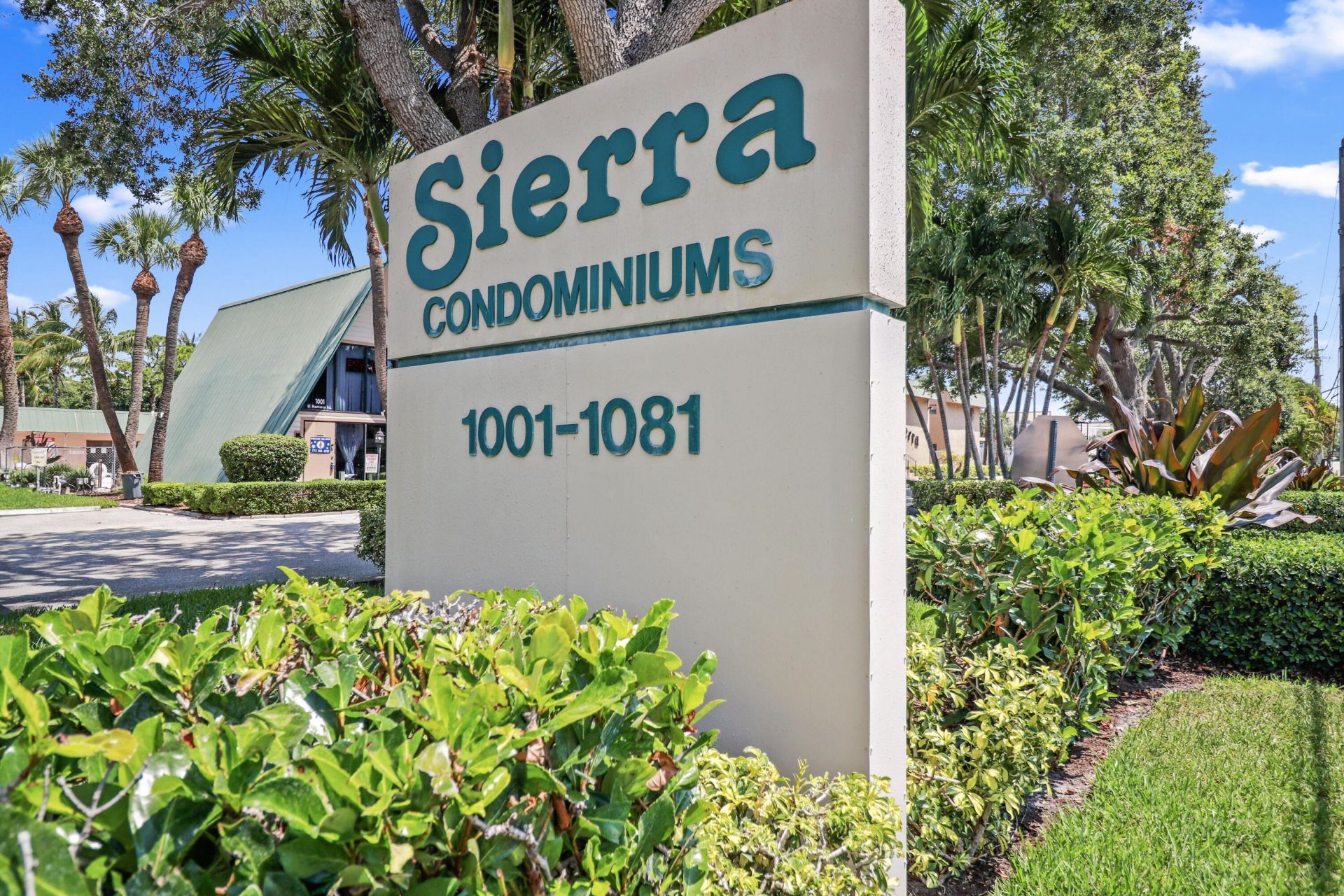 1041 SE Monterey Road, Unit 2-4, Stuart, FL 34994 Photo