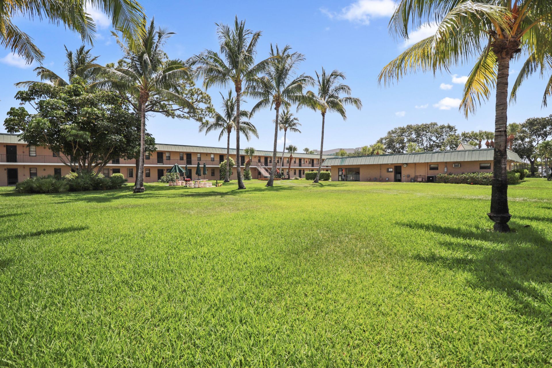 1041 SE Monterey Road, Unit 2-4, Stuart, FL 34994 Photo