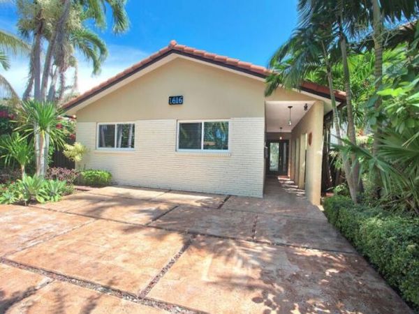 1616 Adams Street, Hollywood, FL 33020