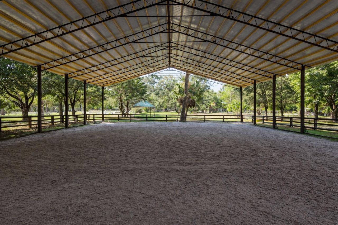 2141 B Road, Loxahatchee Groves, FL 33470 Photo