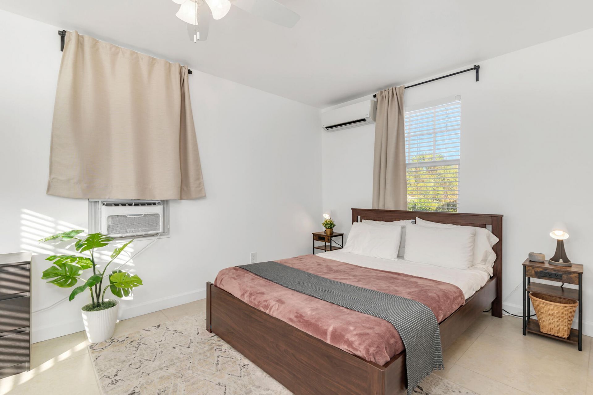 2350 Parker Avenue, West Palm Beach, FL 33401 Photo