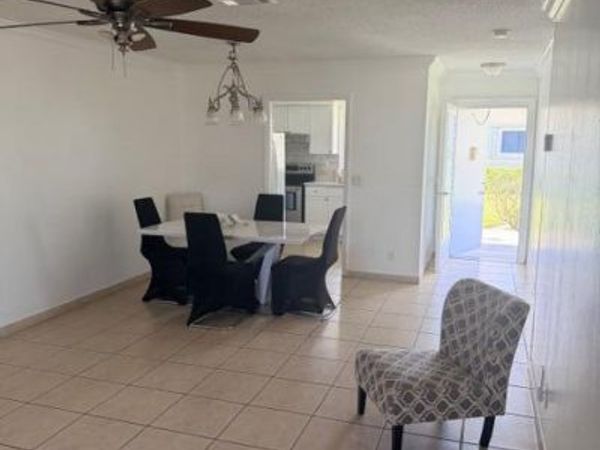 5443 Cresthaven Boulevard, Unit F, West Palm Beach, FL 33415