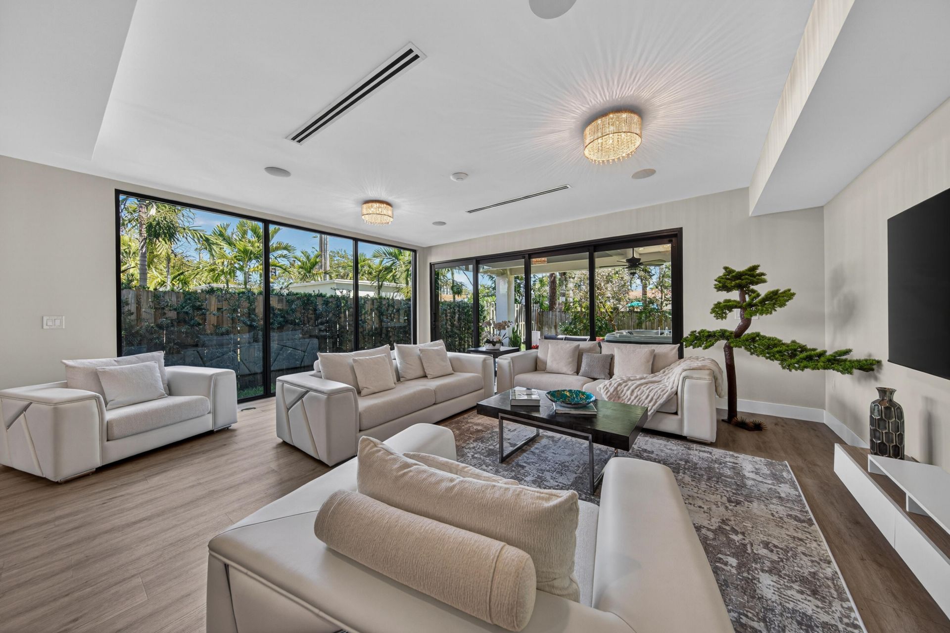 1238 NE 17th Avenue, Unit 2, Fort Lauderdale, FL 33304 Photo