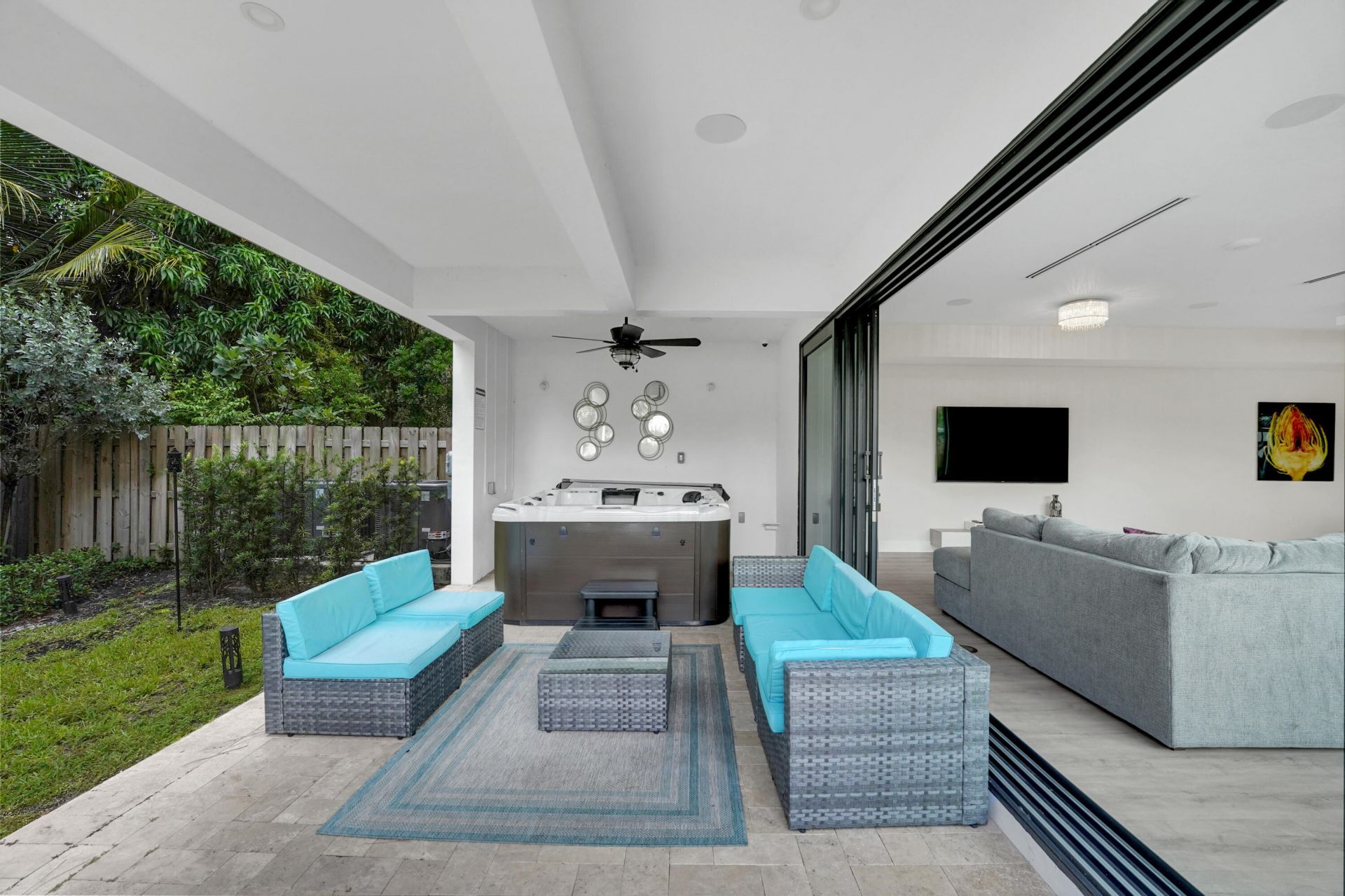 1238 NE 17th Avenue, Unit 2, Fort Lauderdale, FL 33304 Photo