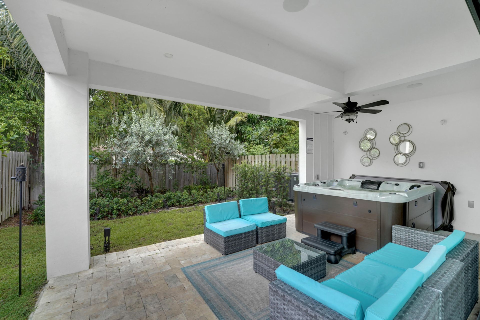 1238 NE 17th Avenue, Unit 2, Fort Lauderdale, FL 33304 Photo