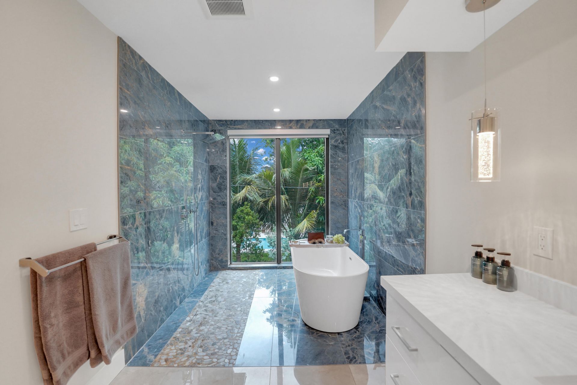 1238 NE 17th Avenue, Unit 2, Fort Lauderdale, FL 33304 Photo