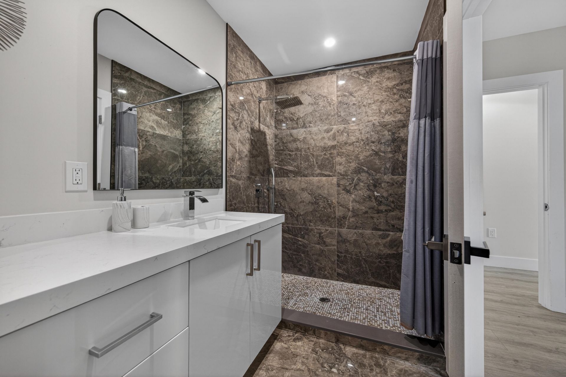 1238 NE 17th Avenue, Unit 2, Fort Lauderdale, FL 33304 Photo