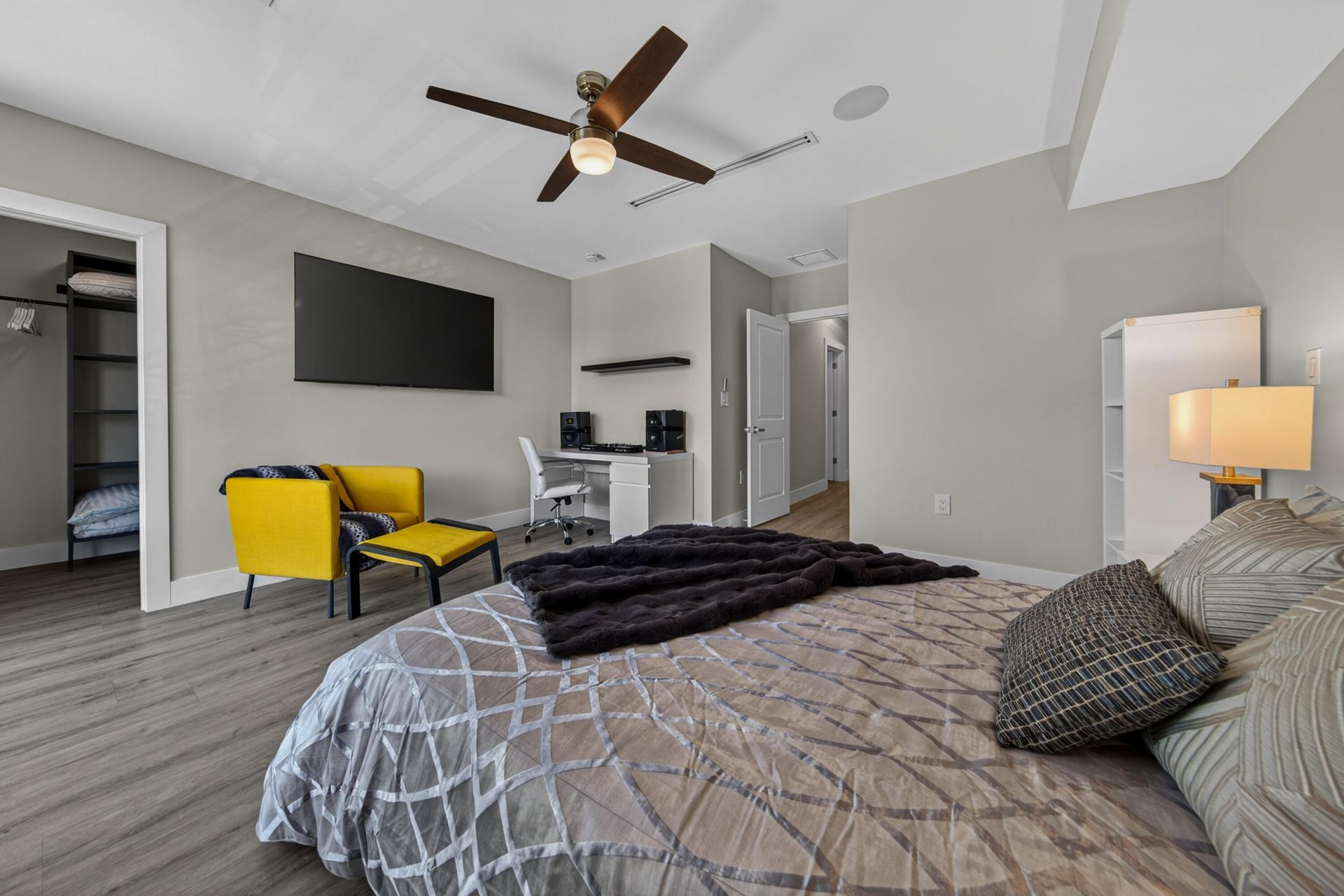 1238 NE 17th Avenue, Unit 2, Fort Lauderdale, FL 33304 Photo