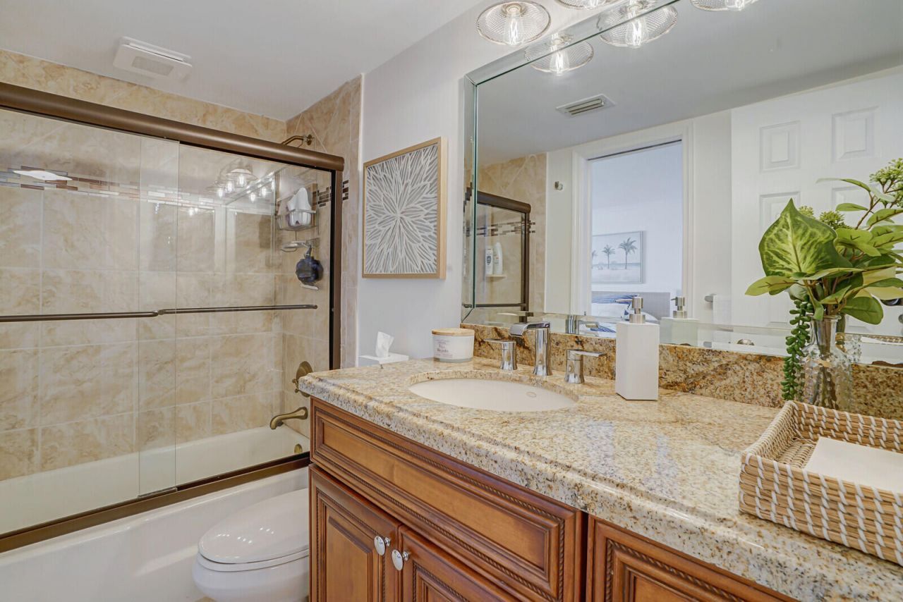 1051 Hillsboro Mile, Unit 902e, Hillsboro Beach, FL 33062 Photo