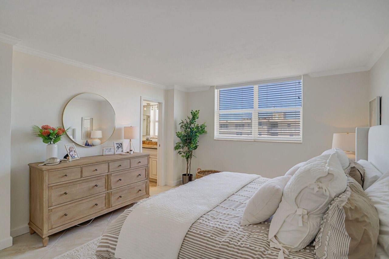 1051 Hillsboro Mile, Unit 902e, Hillsboro Beach, FL 33062 Photo