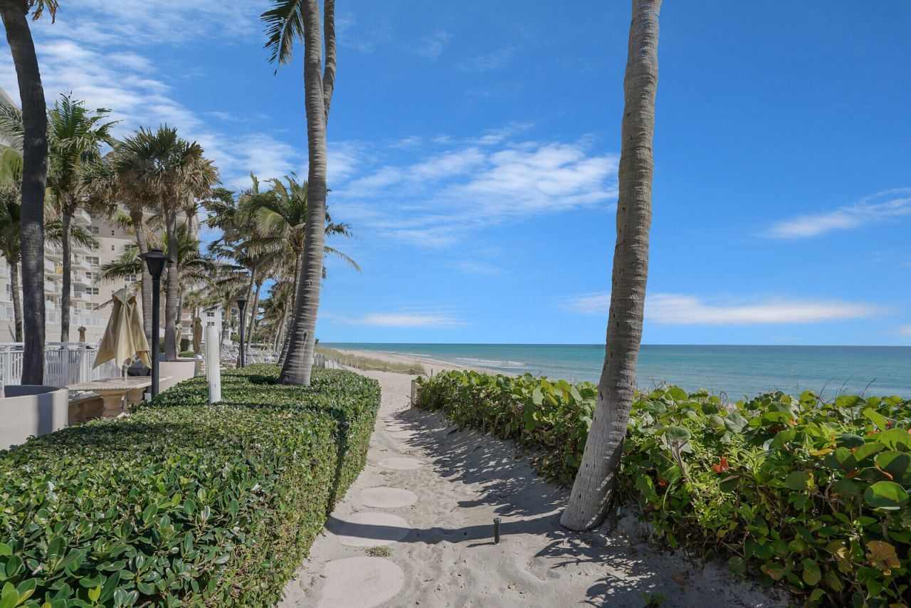 1051 Hillsboro Mile, Unit 902e, Hillsboro Beach, FL 33062 Photo