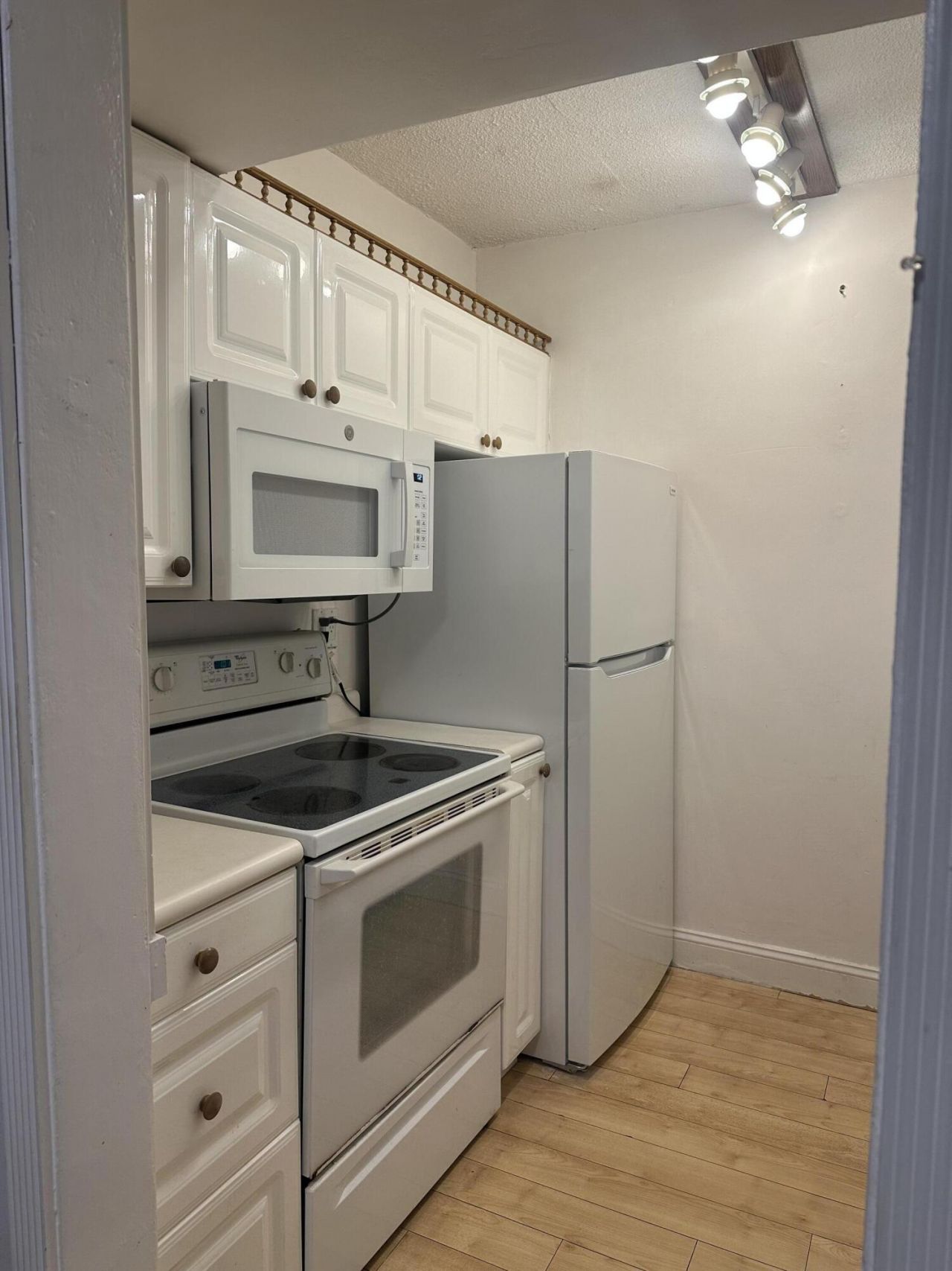 2565 S Ocean Boulevard, Unit 1030-C, Palm Beach, FL 33480 Photo