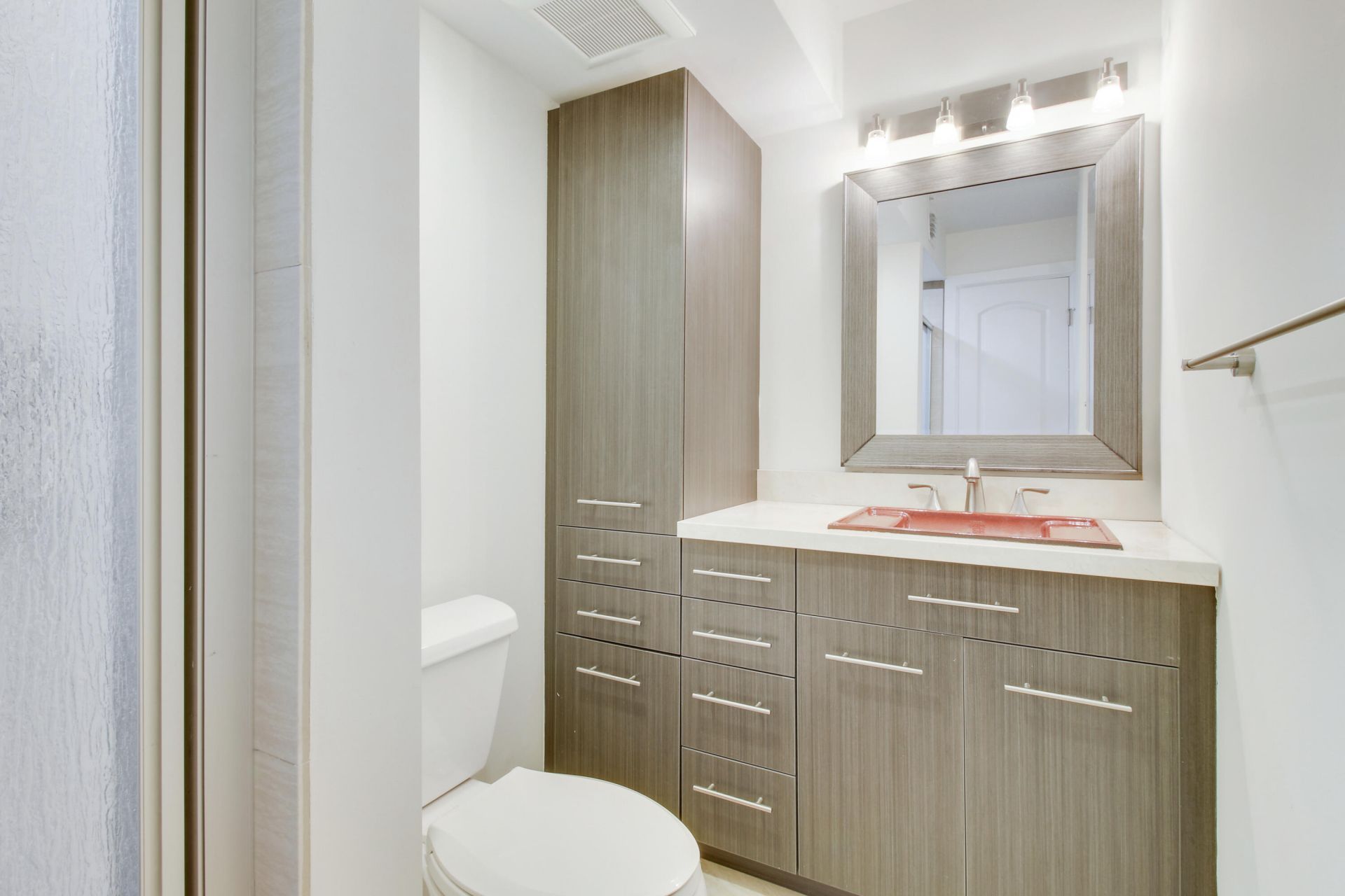 9 Royal Palm Way, Unit 105, Boca Raton, FL 33432 Photo