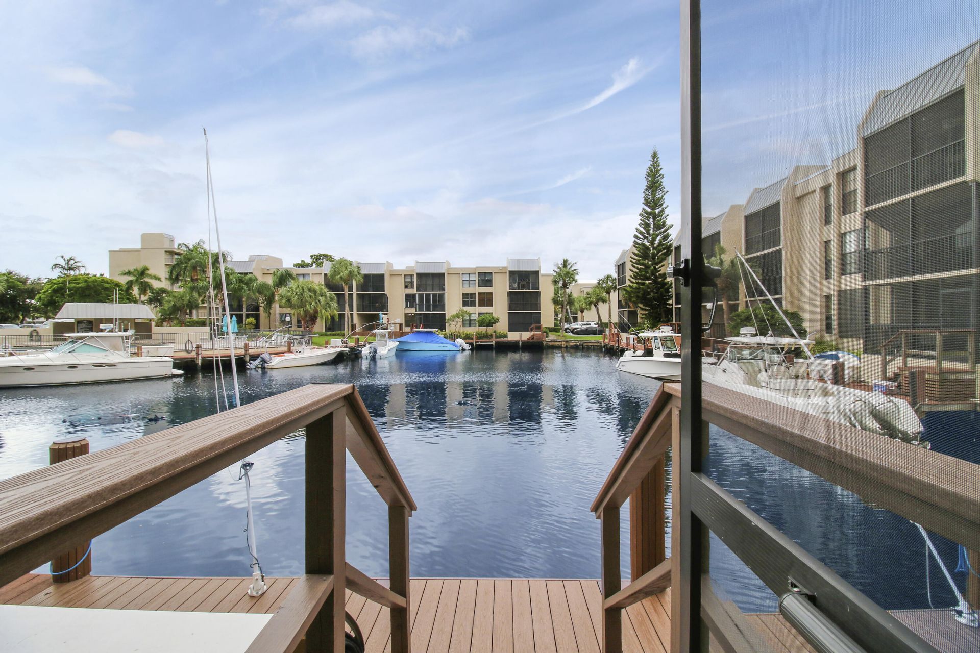 9 Royal Palm Way, Unit 105, Boca Raton, FL 33432 Photo