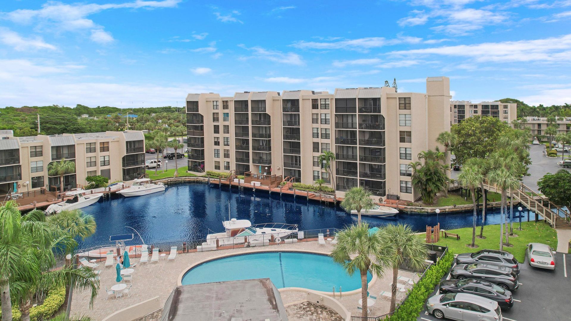 9 Royal Palm Way, Unit 105, Boca Raton, FL 33432 Photo