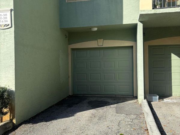 350 Crestwood Circle, Unit 106, Royal Palm Beach, FL 33411