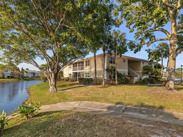 1563 SE Royal Green B203 Circle, Unit B-203, Port Saint Lucie, FL 34952