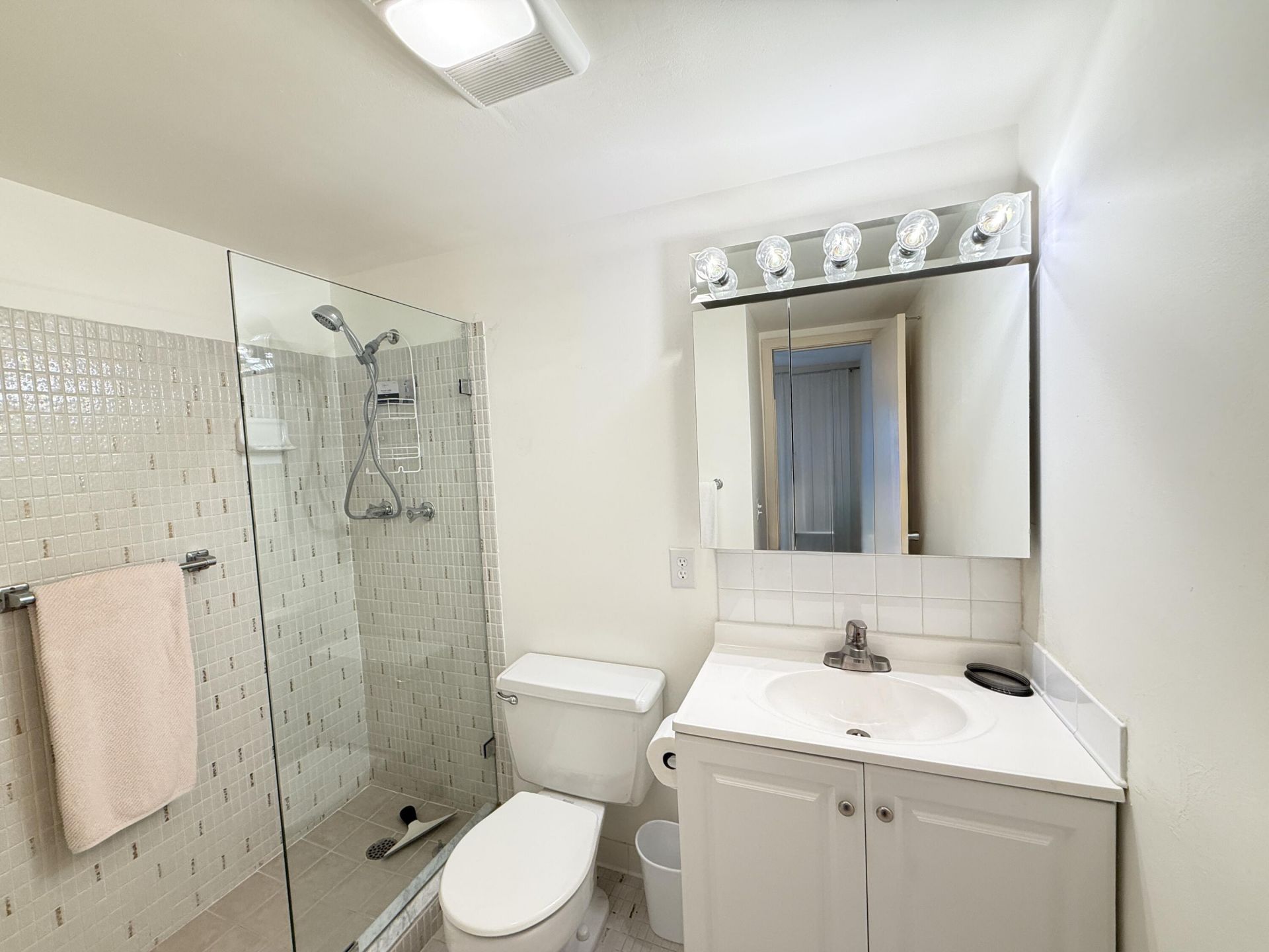 2880 Lake Osborne Drive, Unit 205, Lake Worth Beach, FL 33461 Photo