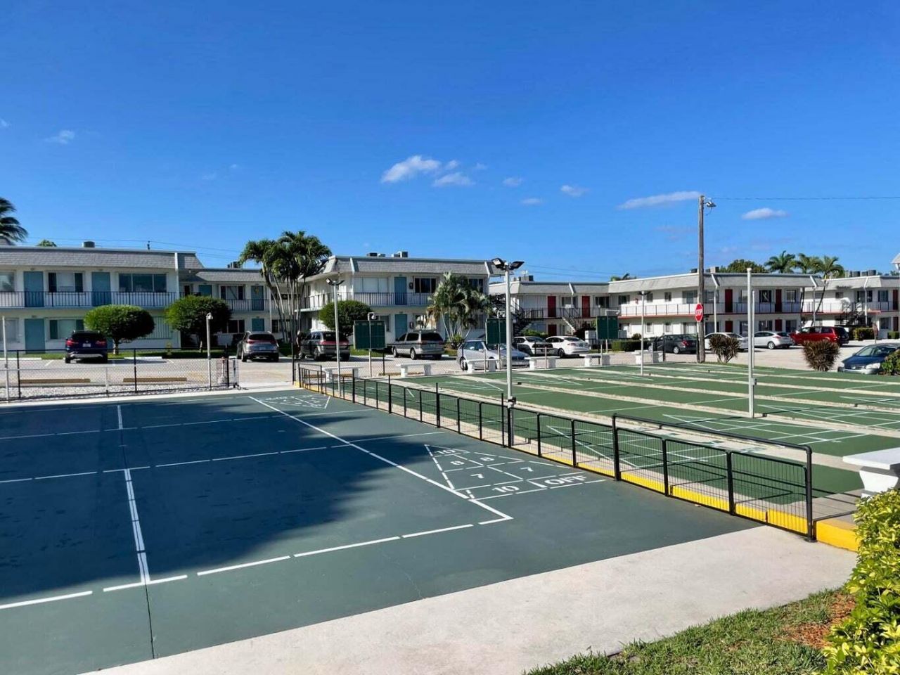 2880 Lake Osborne Drive, Unit 205, Lake Worth Beach, FL 33461 Photo