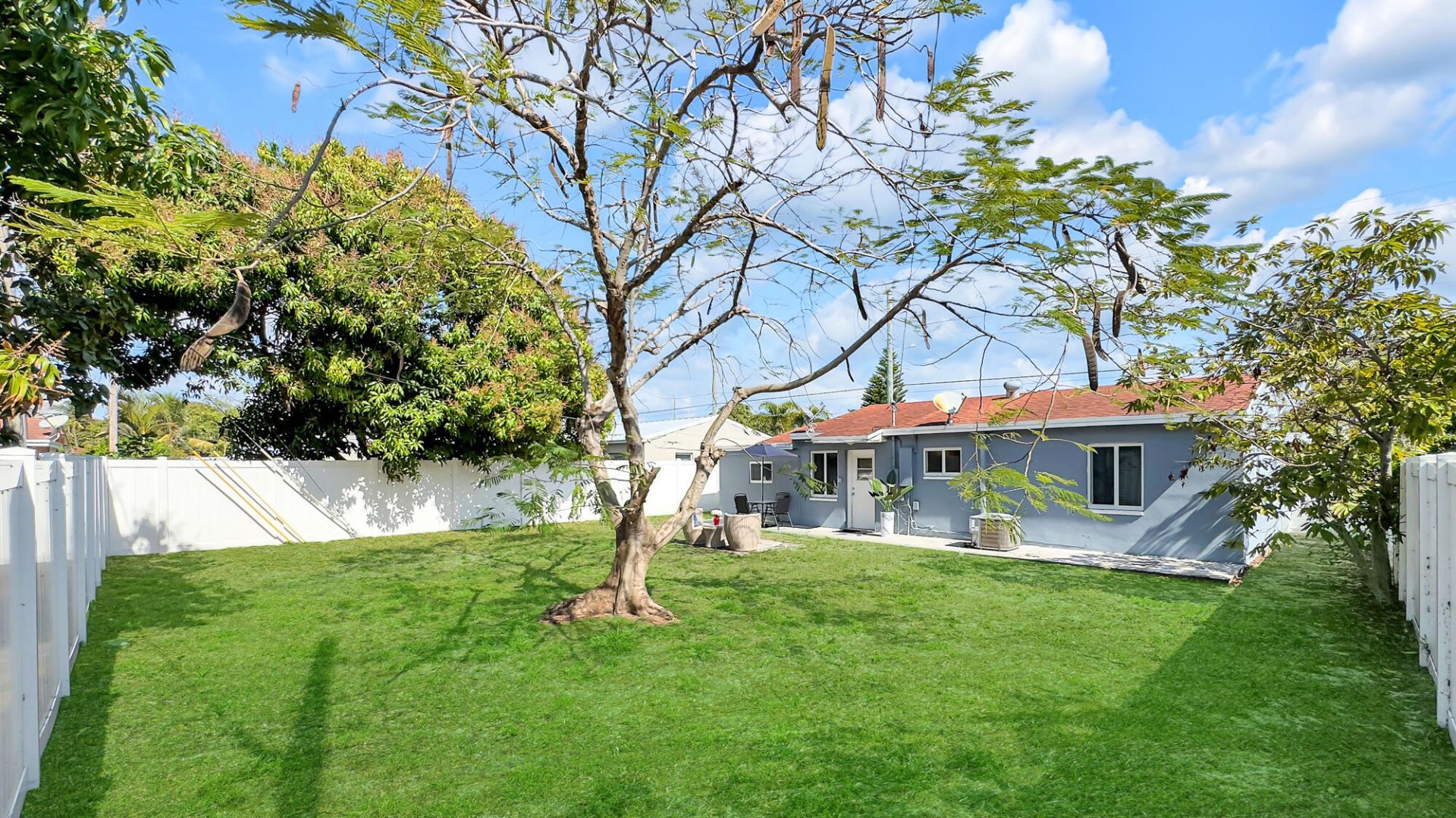 3331 Lake Avenue, West Palm Beach, FL 33405 Photo