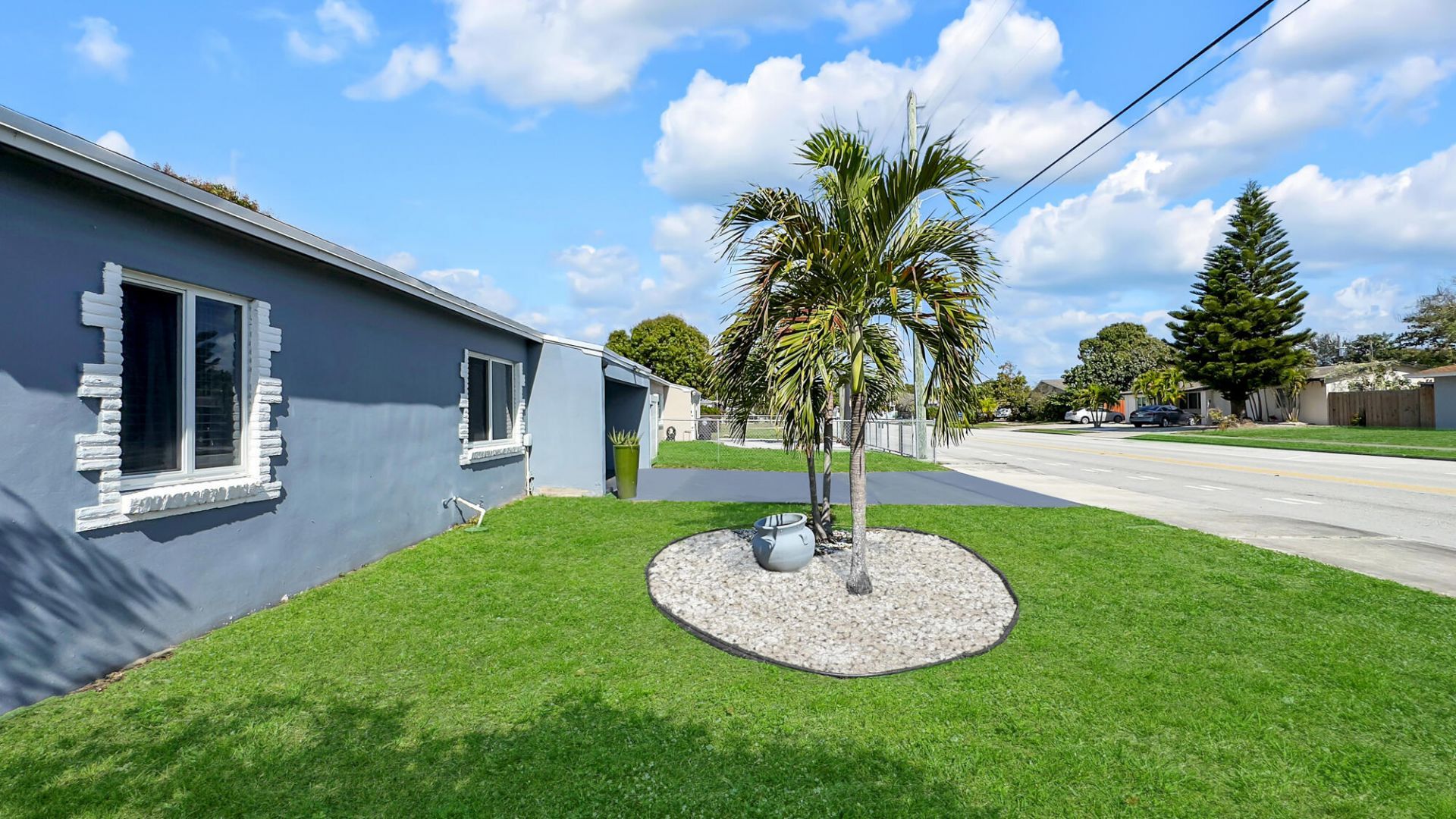 3331 Lake Avenue, West Palm Beach, FL 33405 Photo