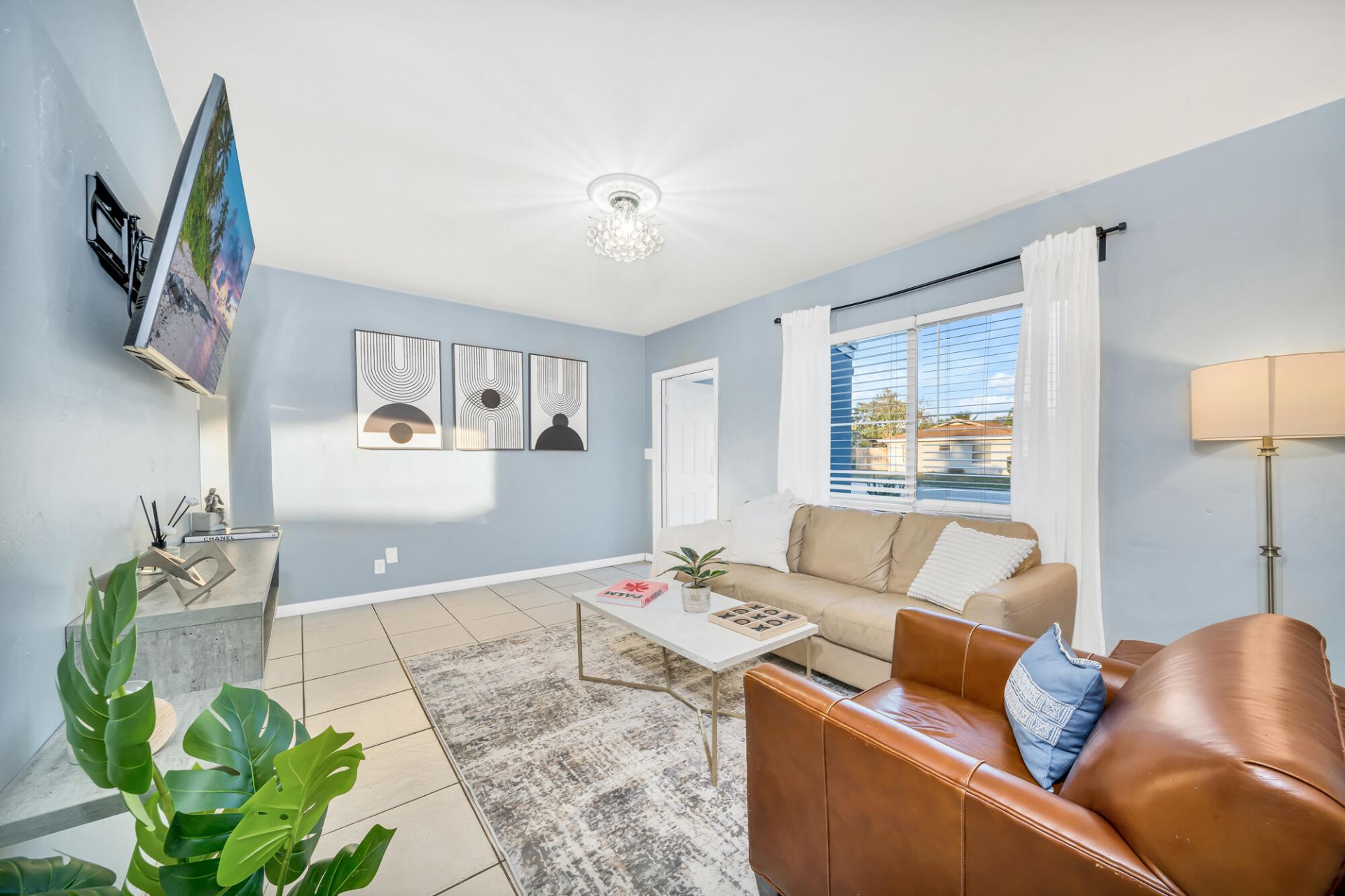 3331 Lake Avenue, West Palm Beach, FL 33405 Photo