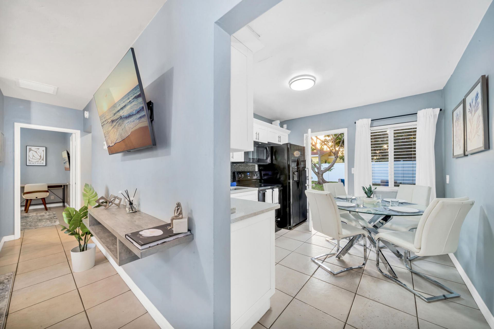 3331 Lake Avenue, West Palm Beach, FL 33405 Photo