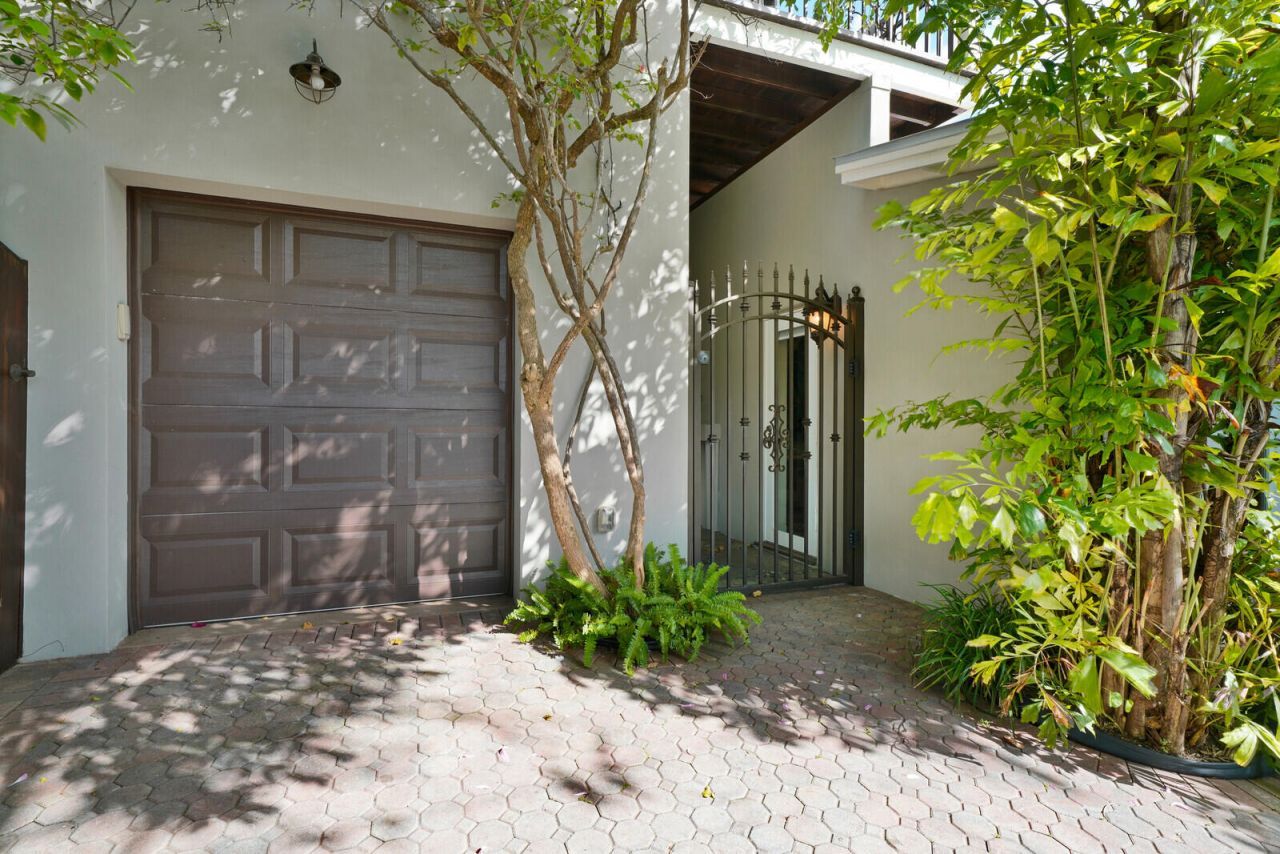 137 S Oak Street, Lantana, FL 33462 Photo