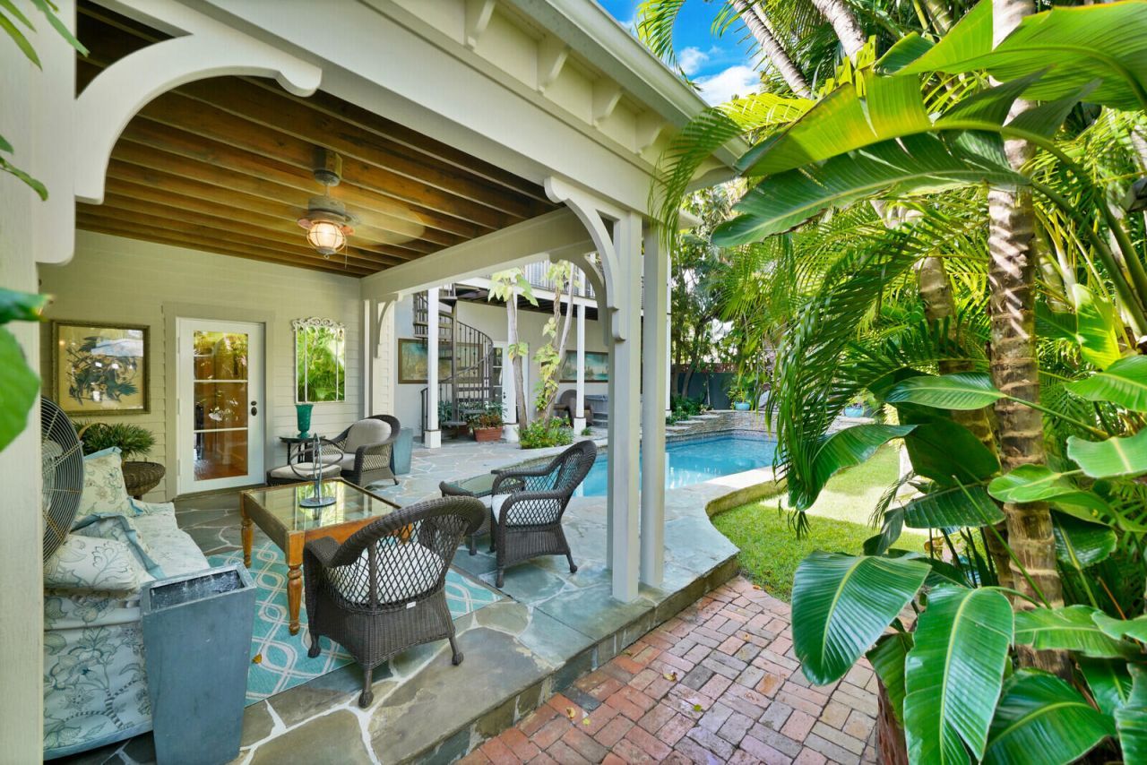 137 S Oak Street, Lantana, FL 33462 Photo