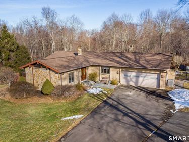 18 Jewel, New Fairfield, CT 06812