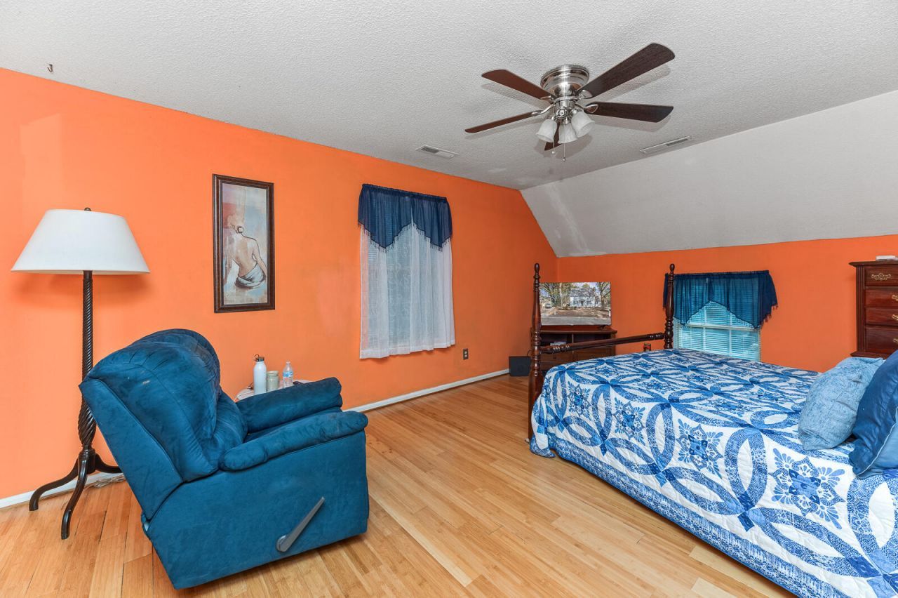 855 Springwood Circle Photo 15