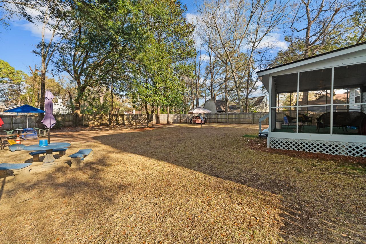 855 Springwood Circle Photo 24