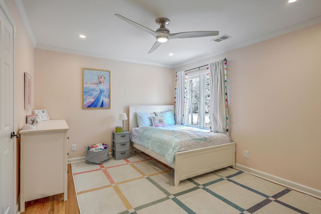 904 Battery Way Photo 31