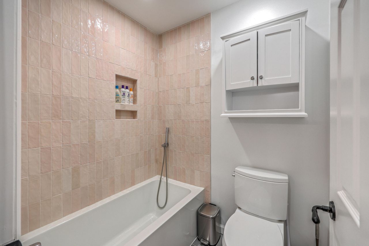 904 Battery Way Photo 34