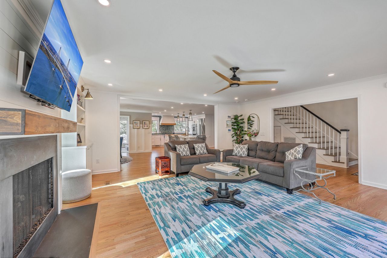 904 Battery Way Photo 7