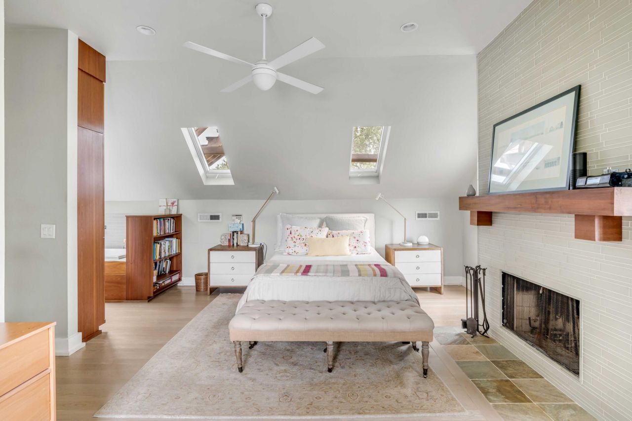 1655 Middle Street Photo 19