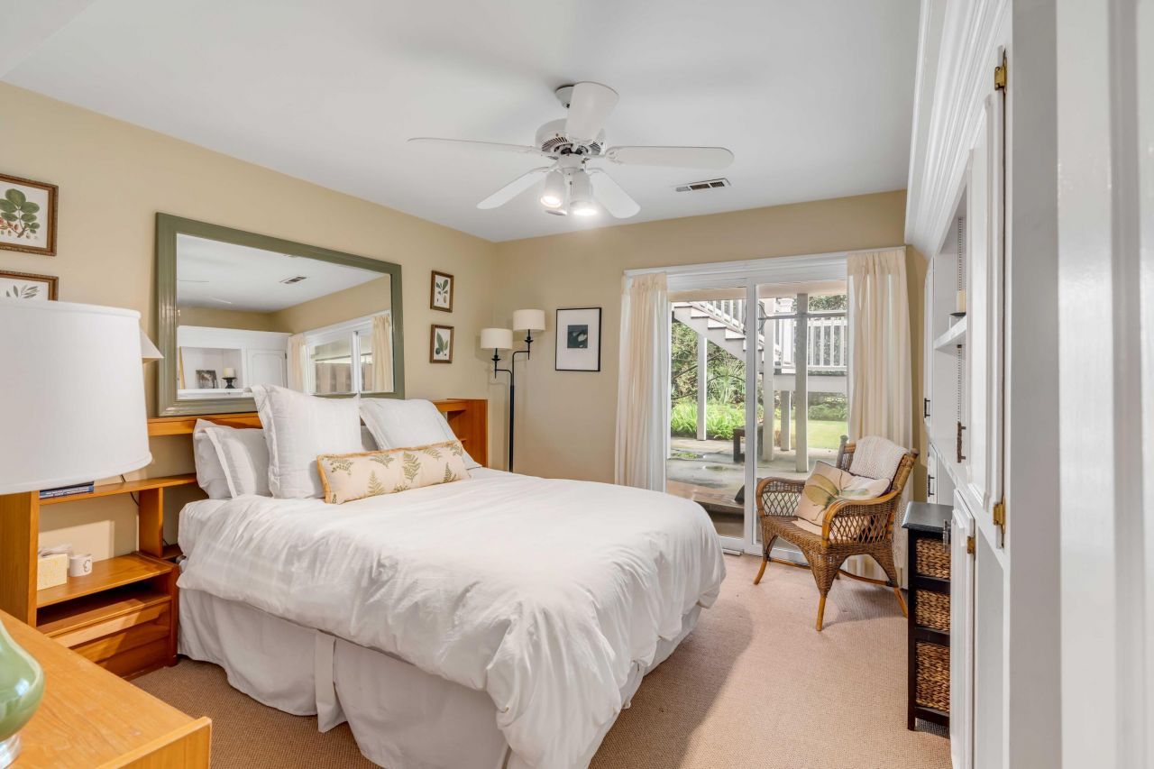 1655 Middle Street Photo 22