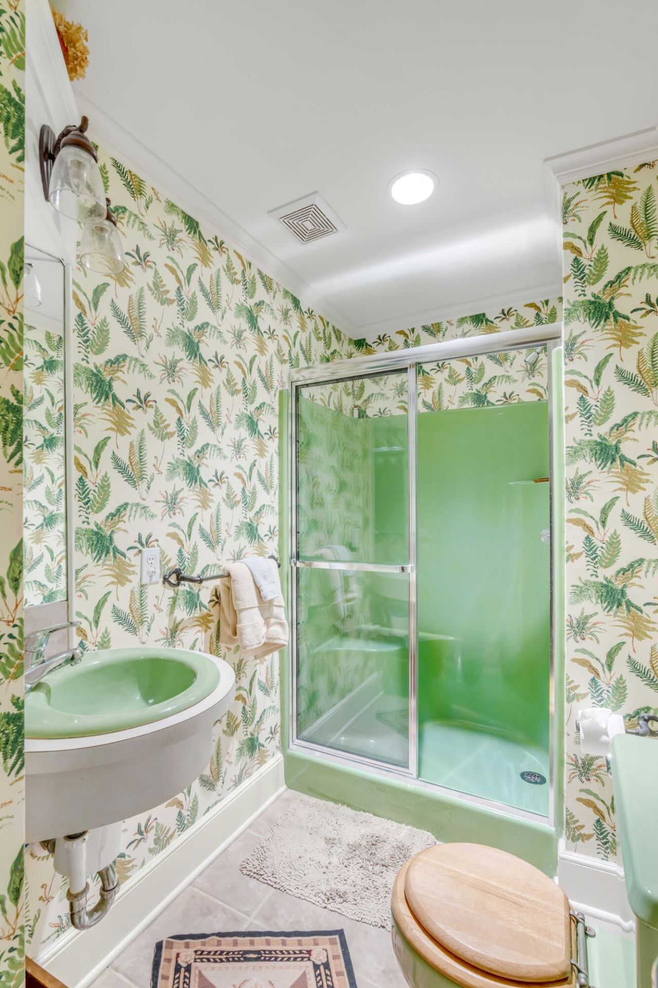 1655 Middle Street Photo 24