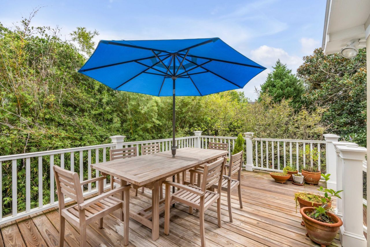 1655 Middle Street Photo 27