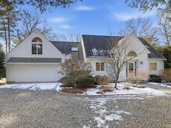 34 Marla Lane, East Falmouth, MA 02536