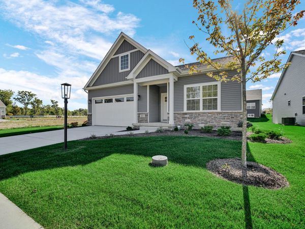 498 Magnolia Lane, Chesterton, IN 46304