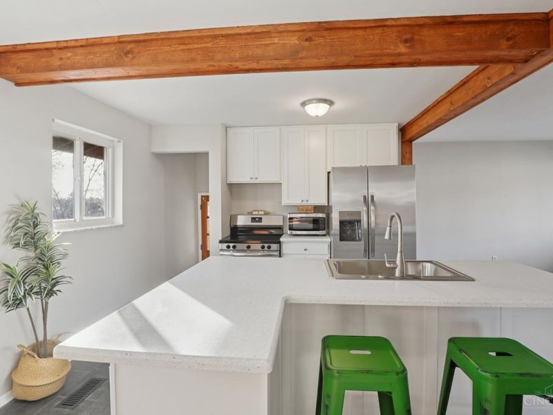 4269 Grotto Court, Cheviot, OH 45211 Photo 12