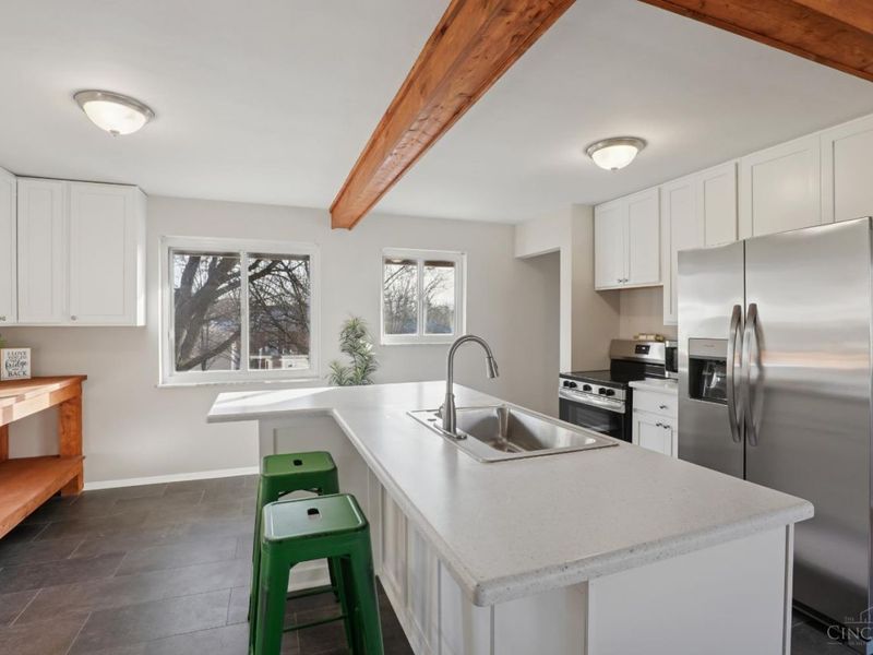 4269 Grotto Court, Cheviot, OH 45211 Photo 9